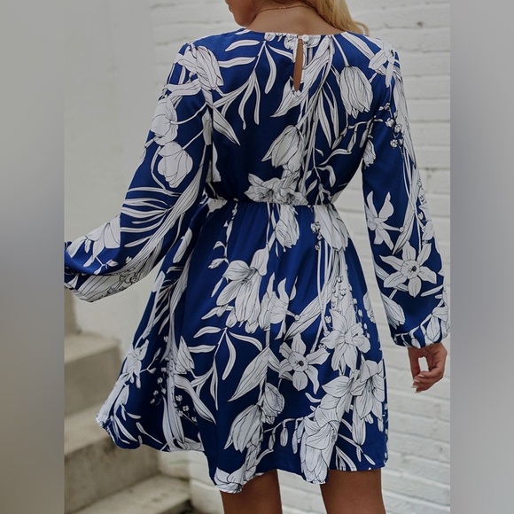Floral Round Neck Long Sleeve Mini Dress - Picture 2 of 6